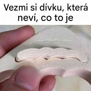 Malý zapomenutý polštářek, který by mohl způsobit revoluci ve způsobu nošení podpatků